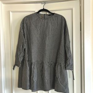 ZARA CHECKERED BABYDOLL DRESS. SIZE M